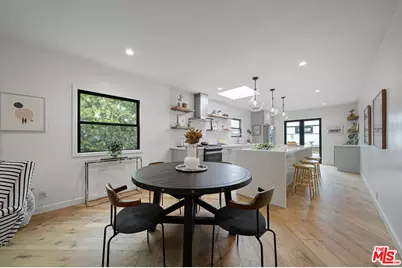 804 Boccaccio Ave, Venice, CA 90291 - Photo 11