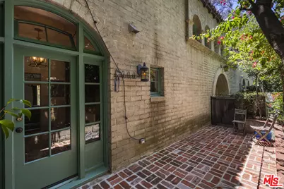 1846 Grace Ave, Los Angeles, CA 90028 - Photo 23