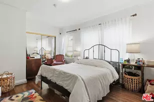 1107 S Citrus Ave, Los Angeles, CA 90019 - Photo 23