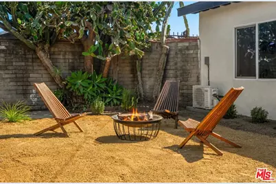 1726 W 52nd St, Los Angeles, CA 90062 - Photo 27