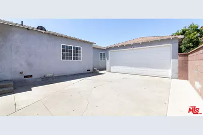 4927 W 99th St, Inglewood, CA 90301 - Photo 17