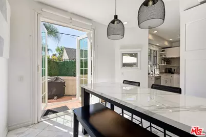 9001 Dayton Way #D, Beverly Hills, CA 90211 - Photo 7