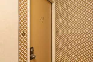 365 Burchett St, Glendale, CA 91203 - Photo 3