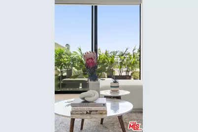 3981 Moore St #301, Los Angeles, CA 90066 - Photo 3