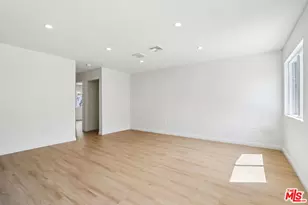 227 W 41st St, Los Angeles, CA 90037 - Photo 7