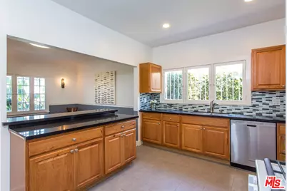 1524 S Fairfax Ave, Los Angeles, CA 90019 - Photo 9