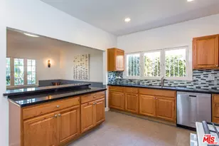 1524 S Fairfax Ave, Los Angeles, CA 90019 - Photo 9
