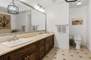 11582 Moorpark St, Studio City, CA 91602 - Photo 15