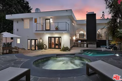 11528 Decente Dr, Studio City, CA 91604 - Photo 47