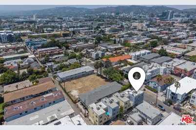 5936 Barton Ave, Los Angeles, CA 90038 - Photo 37