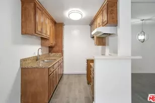 855 Victor Ave, Inglewood, CA 90302 - Photo 3