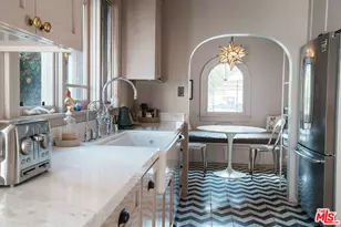 1060 Superba Ave, Venice, CA 90291 - Photo 21