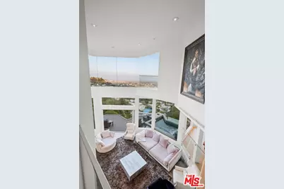 2183 Sunset Plaza Dr, Los Angeles, CA 90069 - Photo 11