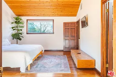 178 Muerdago Rd, Topanga, CA 90290 - Photo 19