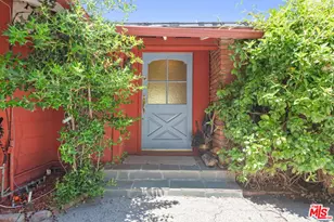 15739 Mulholland Pl, Los Angeles, CA 90049 - Photo 9