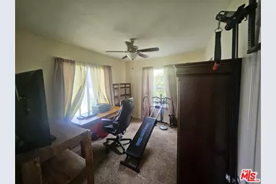 1738 W 66th St, Los Angeles, CA 90047 - Photo 13
