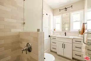 239 W Fairview Blvd, Inglewood, CA 90302 - Photo 35