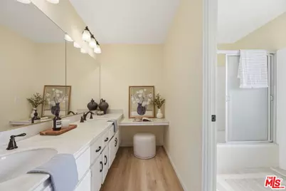 700 Esplanade #30, Redondo Beach, CA 90277 - Photo 21