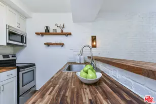 750 N Kings Rd, West Hollywood, CA 90069 - Photo 17