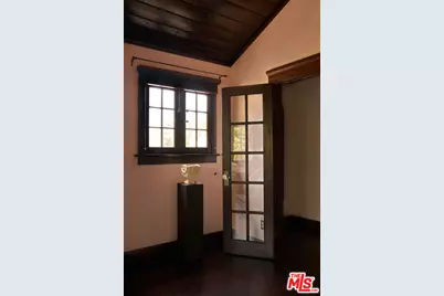 1215 Cabrillo Ave, Venice, CA 90291 - Photo 23