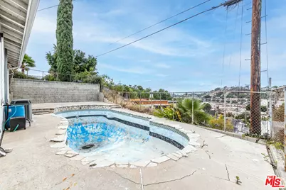 2343 Bullard Ave, Los Angeles, CA 90032 - Photo 23
