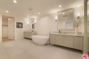 425 N Palm Dr, Beverly Hills, CA 90210 - Photo 19