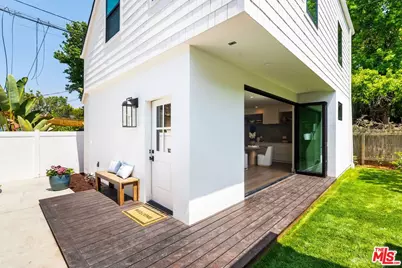 3316 Pearl St, Santa Monica, CA 90405 - Photo 25