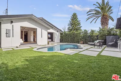 5715 Troost Ave, North Hollywood, CA 91601 - Photo 27