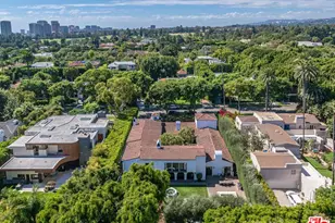 820 N Roxbury Dr, Beverly Hills, CA 90210 - Photo 43