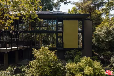 954 Hillside Ter, Pasadena, CA 91105 - Photo 31