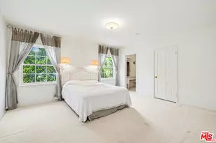 608 Trenton Dr, Beverly Hills, CA 90210 - Photo 25