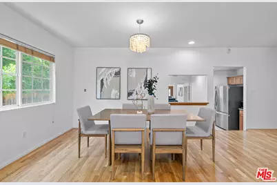 1142 S Windsor Blvd, Los Angeles, CA 90019 - Photo 9