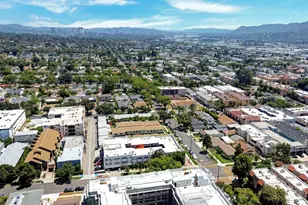 700 S 6th St, Burbank, CA 91501 - Photo 35