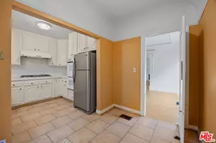 9044 Elevado St, West Hollywood, CA 90069 - Photo 9