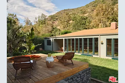 2633 Mandeville Canyon Rd, Los Angeles, CA 90049 - Photo 49