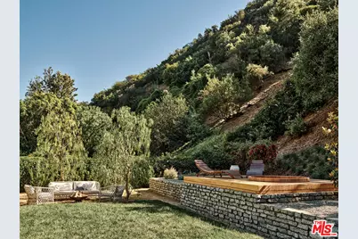 2633 Mandeville Canyon Rd, Los Angeles, CA 90049 - Photo 27