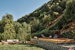 2633 Mandeville Canyon Rd, Los Angeles, CA 90049 - Photo 27