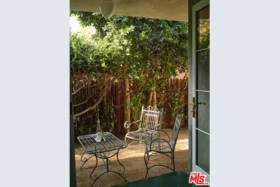 2633 Mandeville Canyon Rd, Los Angeles, CA 90049 - Photo 33