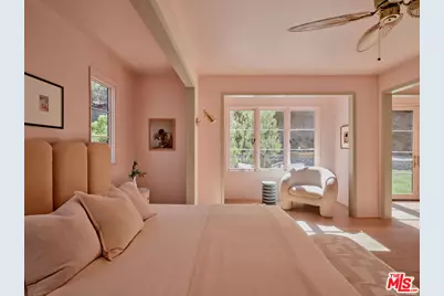2633 Mandeville Canyon Rd, Los Angeles, CA 90049 - Photo 29