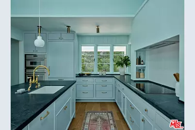 2633 Mandeville Canyon Rd, Los Angeles, CA 90049 - Photo 13