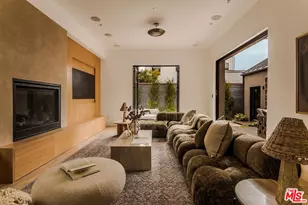 534 N Bronson Ave, Los Angeles, CA 90004 - Photo 13