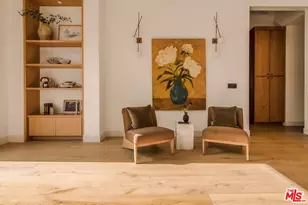 534 N Bronson Ave, Los Angeles, CA 90004 - Photo 3