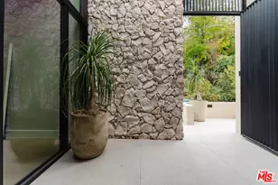 3977 Oeste Ave, Studio City, CA 91604 - Photo 29