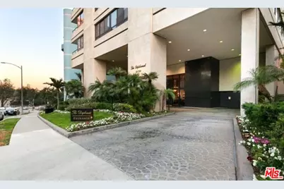 10350 Wilshire Blvd #404, Los Angeles, CA 90024 - Photo 23