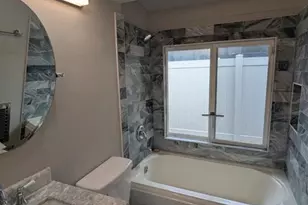 6220 Oakdale Ave, Woodland Hills, CA 91367 - Photo 59