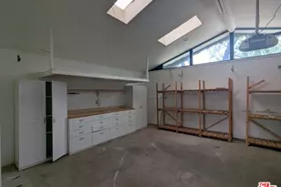 6220 Oakdale Ave, Woodland Hills, CA 91367 - Photo 41
