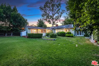 11146 Valley Spring Ln, North Hollywood, CA 91602 - Photo 5