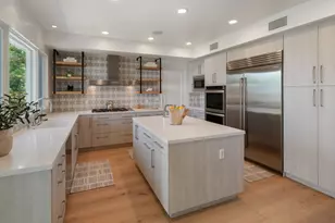 928 Las Lomas Ave, Pacific Palisades, CA 90272 - Photo 17