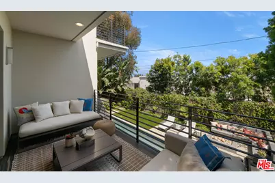 928 Las Lomas Ave, Pacific Palisades, CA 90272 - Photo 15