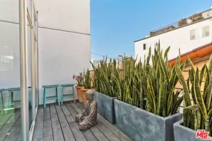 111 Eastwind St, Marina del Rey, CA 90292 - Photo 45